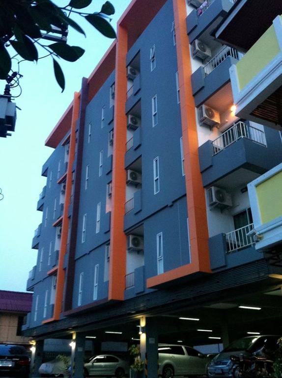 Pc Place Паттайя Экстерьер фото
